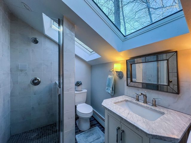 56 Rockridge Rd, Framingham, MA 01702