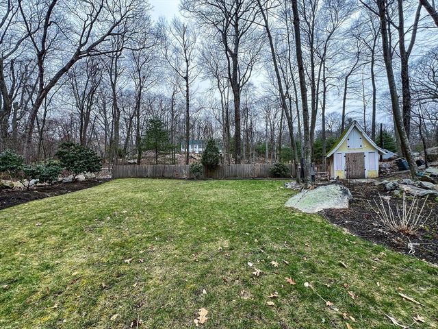 56 Rockridge Rd, Framingham, MA 01702