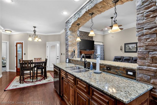 8915 S 12th Street, Fort Smith, AR 72908