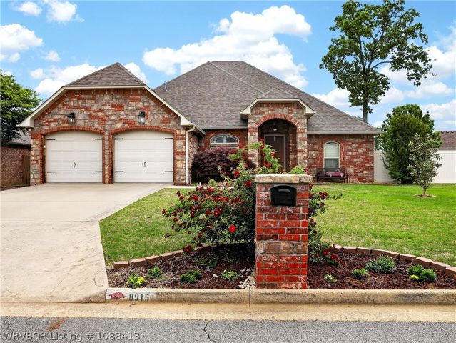 8915 S 12th Street, Fort Smith, AR 72908