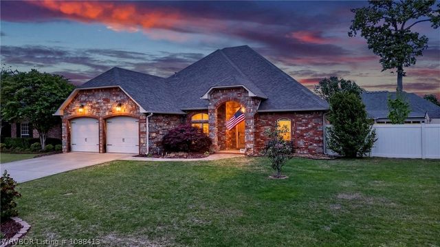 8915 S 12th Street, Fort Smith, AR 72908