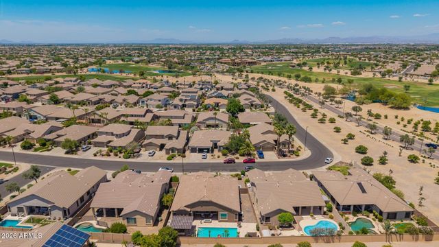 3939 E DUBOIS Avenue, Gilbert, AZ 85298