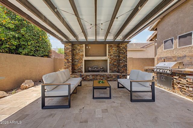 3939 E DUBOIS Avenue, Gilbert, AZ 85298