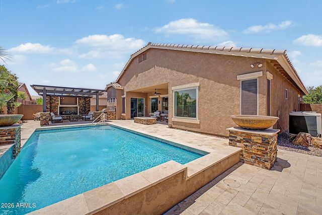 3939 E DUBOIS Avenue, Gilbert, AZ 85298