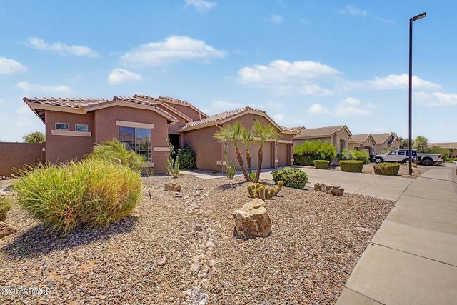 3939 E DUBOIS Avenue, Gilbert, AZ 85298
