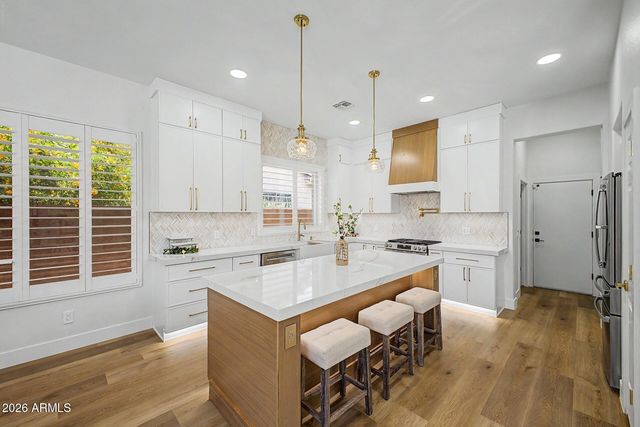 3939 E DUBOIS Avenue, Gilbert, AZ 85298