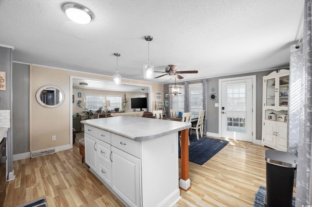 817 Wayne St., North Myrtle Beach, SC 29582