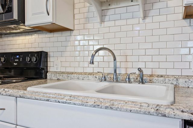 817 Wayne St., North Myrtle Beach, SC 29582