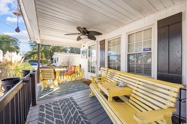 817 Wayne St., North Myrtle Beach, SC 29582