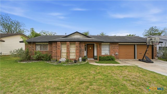 7830 Village Oak Drive, Live Oak, TX 78233