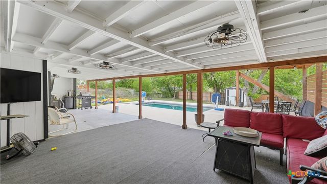 7830 Village Oak Drive, Live Oak, TX 78233