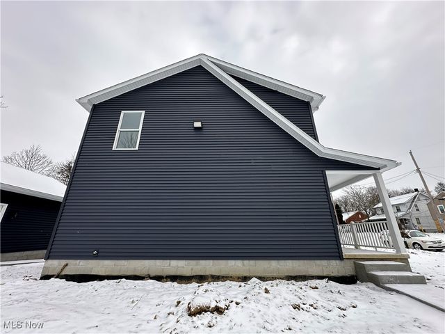 970 Bonnie Brae Avenue, Youngstown, OH 44511