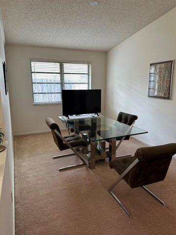 7440 NW 21st Ct, Margate, FL 33063