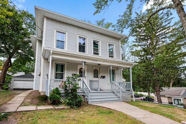 29 Lincoln Place, Bristol, CT 06010