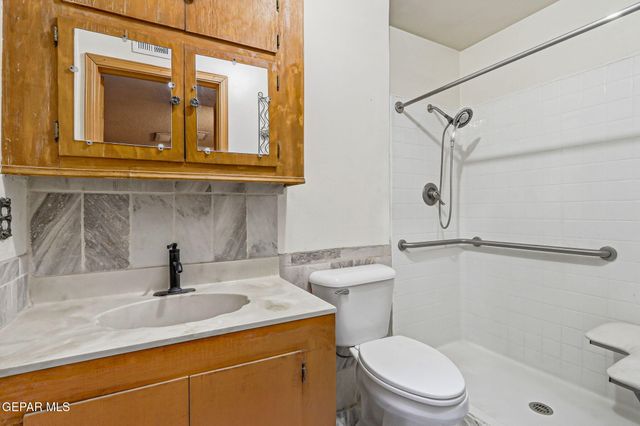 762 DELHI Drive, Socorro, TX 79927