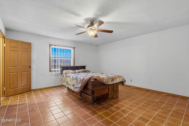 762 DELHI Drive, Socorro, TX 79927