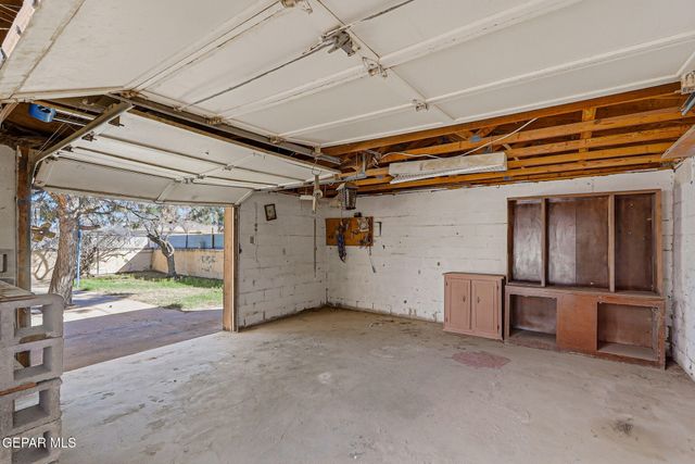 762 DELHI Drive, Socorro, TX 79927