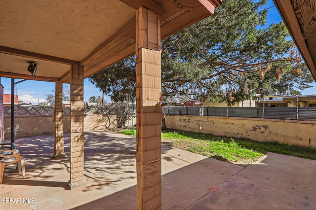762 DELHI Drive, Socorro, TX 79927