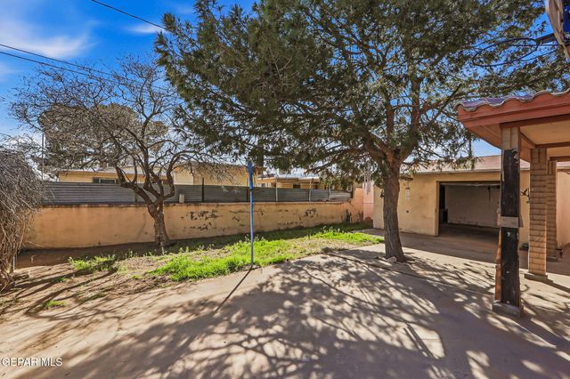 762 DELHI Drive, Socorro, TX 79927