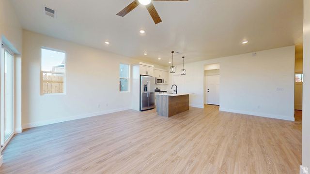 2774 N CLARK PKWY, Cedar City, UT 84721