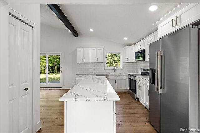 7811 Caberfae Trail, Clarkston, MI 48348