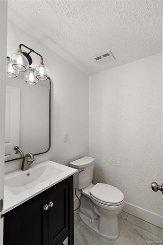 7811 Caberfae Trail, Clarkston, MI 48348