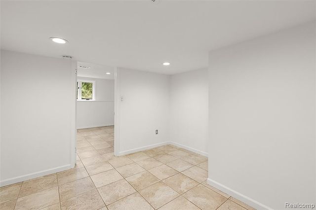 7811 Caberfae Trail, Clarkston, MI 48348