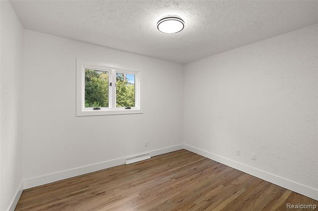 7811 Caberfae Trail, Clarkston, MI 48348