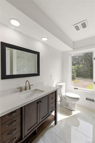 7811 Caberfae Trail, Clarkston, MI 48348