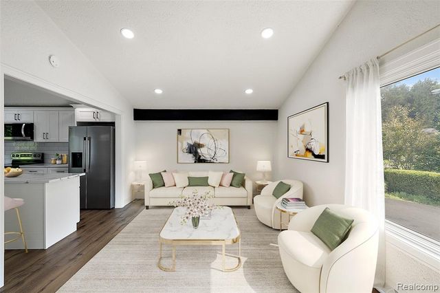 7811 Caberfae Trail, Clarkston, MI 48348