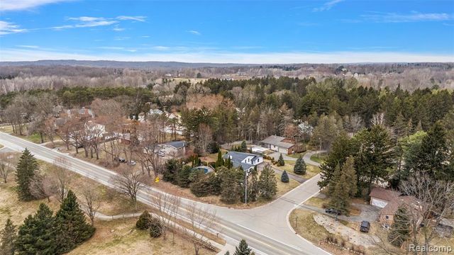 7811 Caberfae Trail, Clarkston, MI 48348