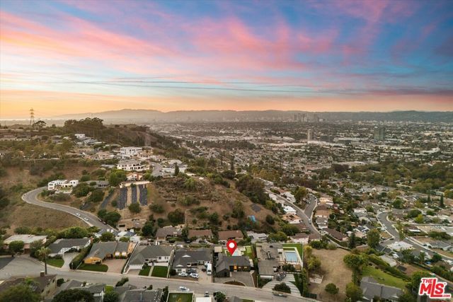 5255 Veronica Street, Los Angeles, CA 90008