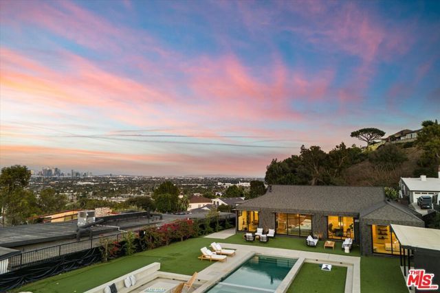 5255 Veronica Street, Los Angeles, CA 90008