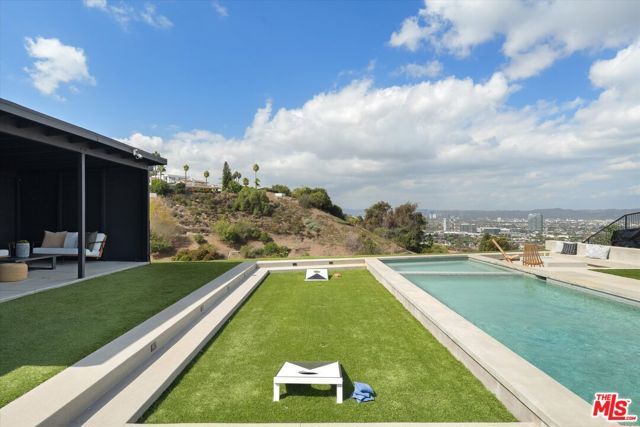 5255 Veronica Street, Los Angeles, CA 90008