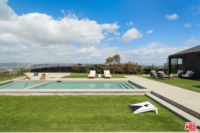 5255 Veronica Street, Los Angeles, CA 90008