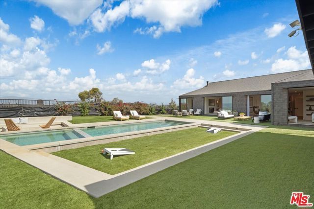 5255 Veronica Street, Los Angeles, CA 90008