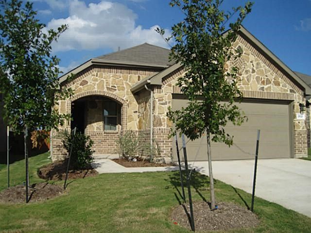 2621 Frisco Wood Drive, Fort Worth, TX 76244