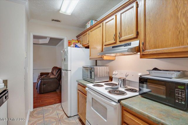 2120 Meagan Drive, Byram, MS 39272