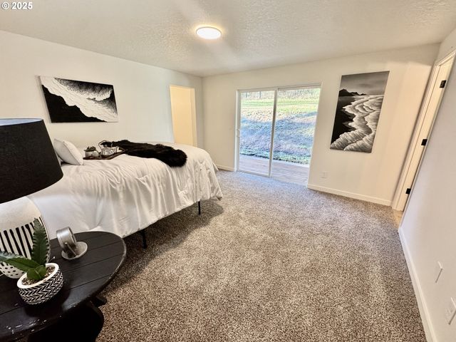 73345 APIARY Rd, Rainier, OR 97048