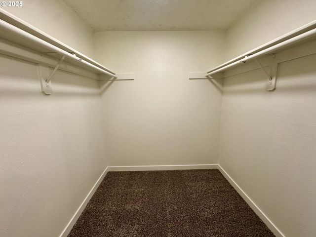 73345 APIARY Rd, Rainier, OR 97048