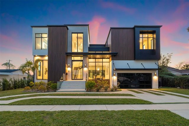 730 W ALDA WAY NE, St Petersburg, FL 33704