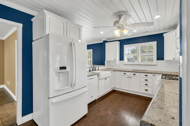 352 I St, Lincoln, CA 95648