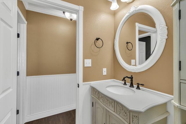 352 I St, Lincoln, CA 95648