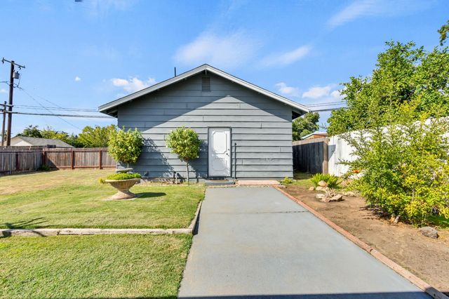 352 I St, Lincoln, CA 95648