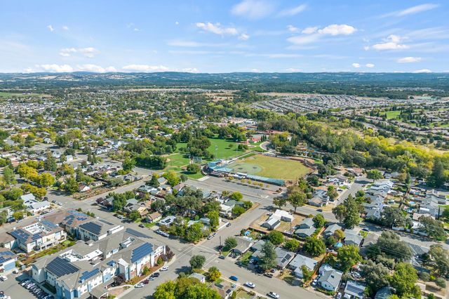 352 I St, Lincoln, CA 95648