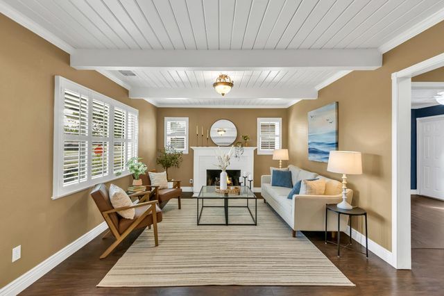 352 I St, Lincoln, CA 95648