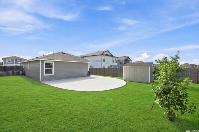 8111 Autares Sq, San Antonio, TX 78252