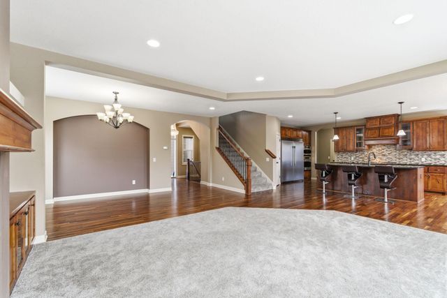 7707 Oxbow Creek Circle N, Brooklyn Park, MN 55445