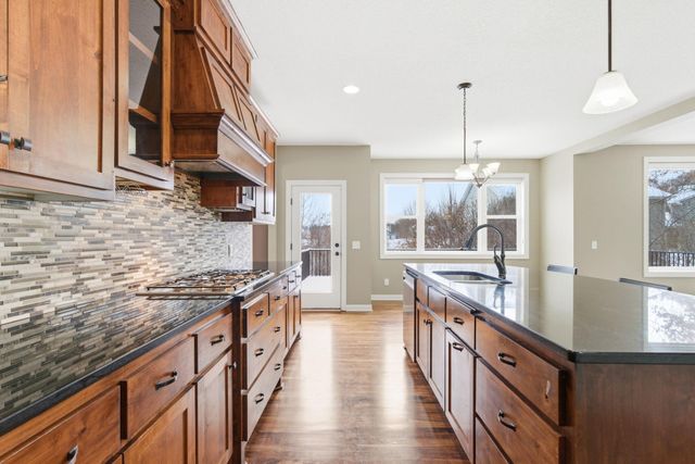 7707 Oxbow Creek Circle N, Brooklyn Park, MN 55445