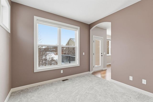 7707 Oxbow Creek Circle N, Brooklyn Park, MN 55445